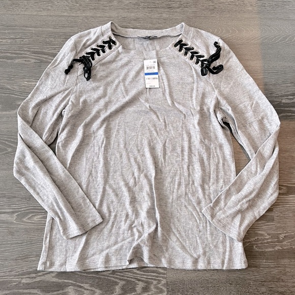 NWT | I.N.C International Concepts | Lace-Up Scoop-Neck Top | Med Hthr Gray - Picture 2 of 3
